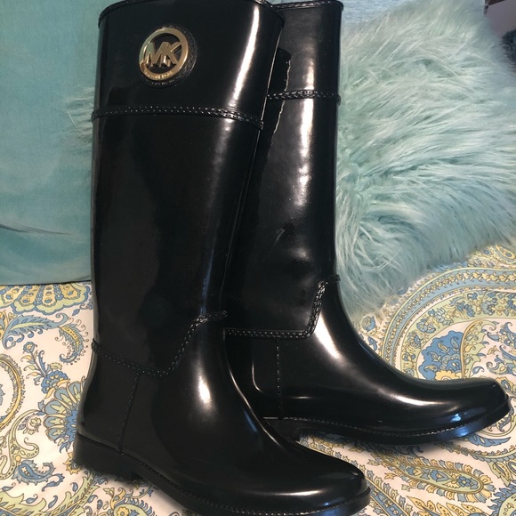 michael kors shiny boots